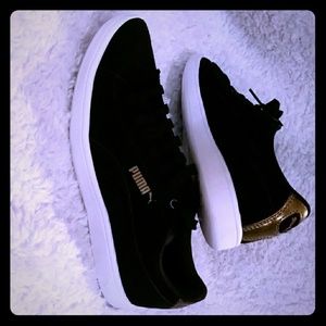 NIB Black Puma Vikky Sneakers Sz 8